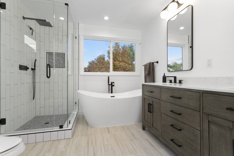 Bathroom Remodeling Contractor in Los Angeles - Bathroom Renovation AP ...