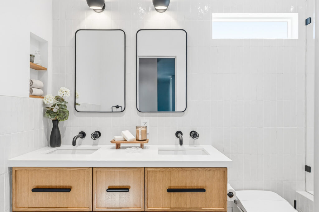 Modern bathroom remodeling